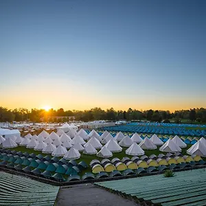 https://wiesn-camp.getmunichhotels.com