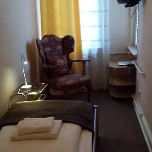https://de-ela.find-berlin-hotels.com